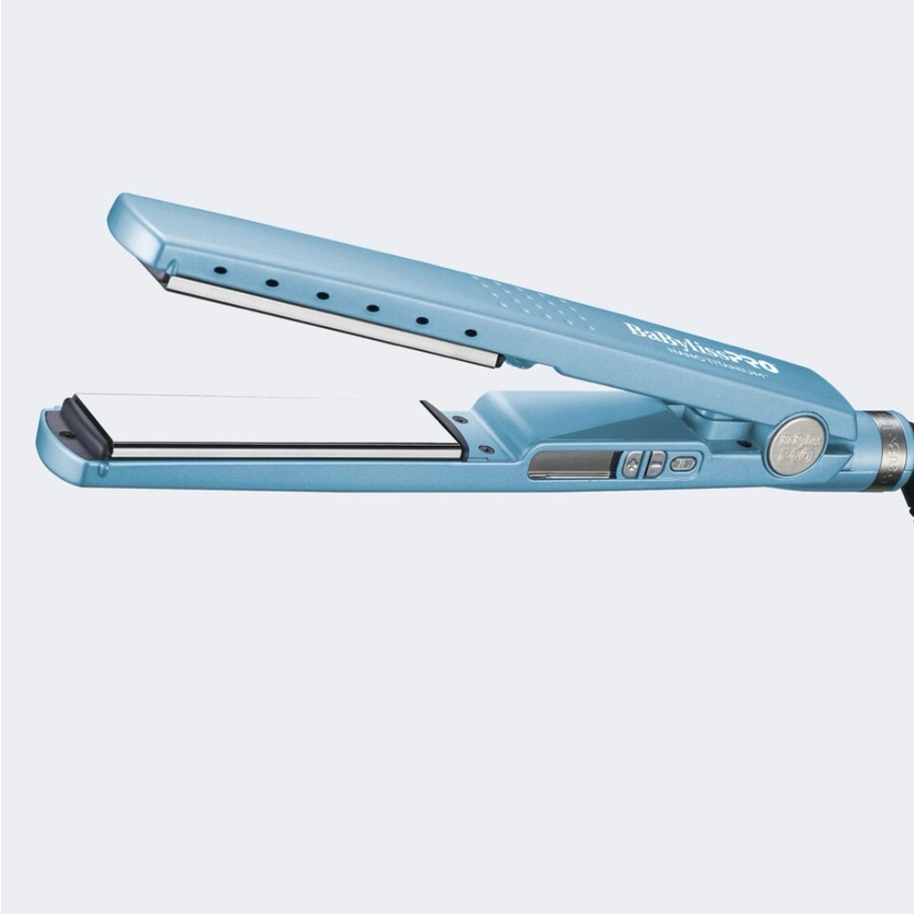 BaBylissPRO® Nano Titanium™ 1¼" Ionic Straightener